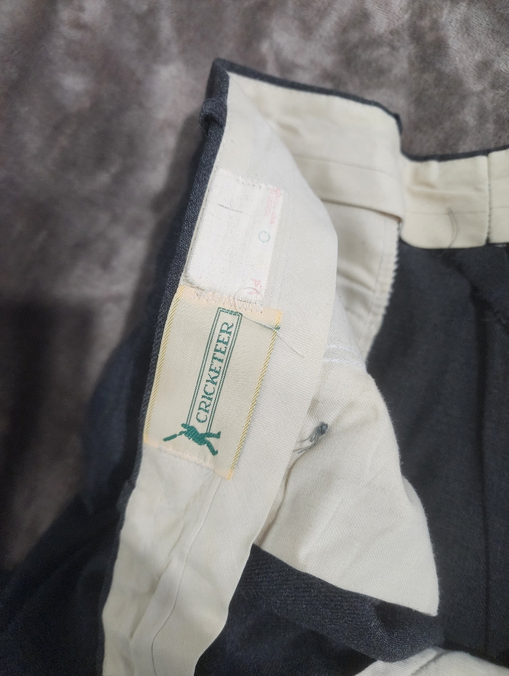 Classic Men's Gray Wool Dress Pants - Picture 2 of 2